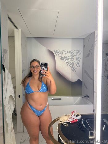 Full leaked Anakakfit private onlyfans photo