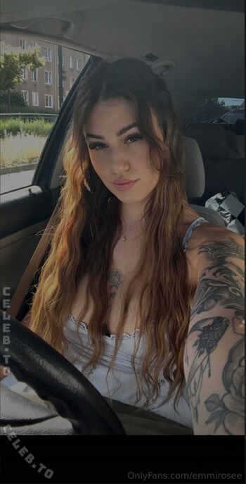 Full leaked Emmirosee private onlyfans photo